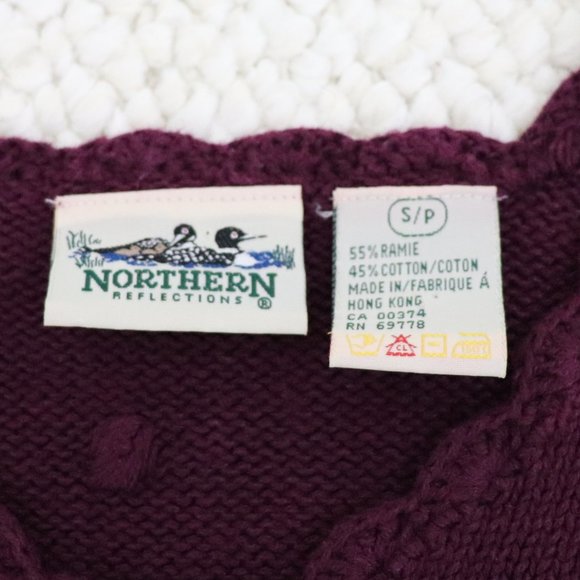 Northern Reflections | Flower Embroidered Sweater - Picture 3 of 4